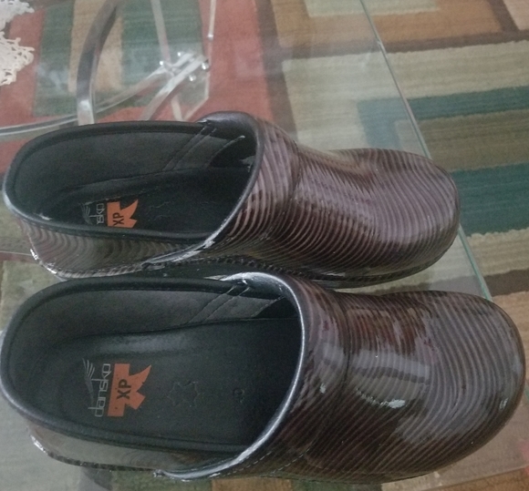 CLOGS - Picture 5 of 5